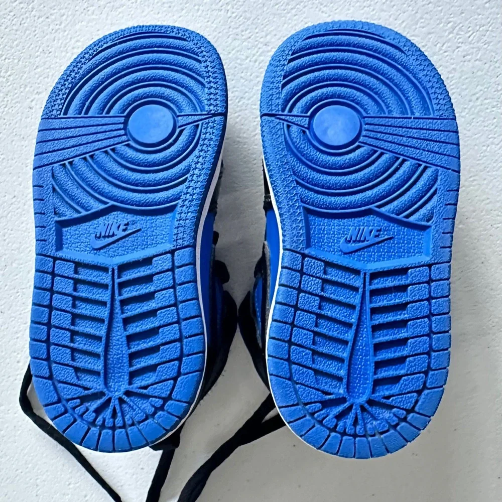 Jordan 1 Mid ‘Royal Blue’ toddler size 7C - Picture 11 of 16